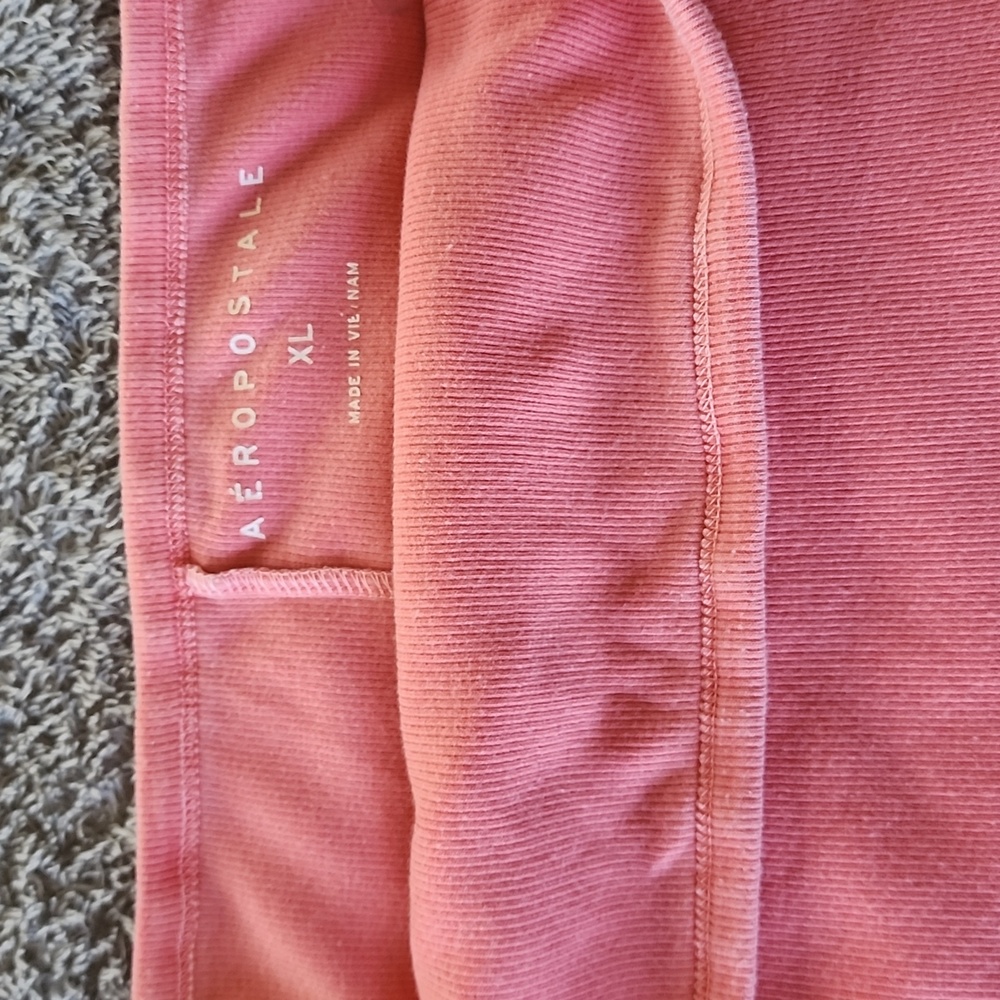 Top - Picture 2 of 3